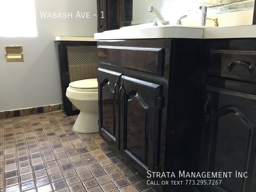 7641 South Wabash Ave Chang - 1S #1S - Photo 7 of 9