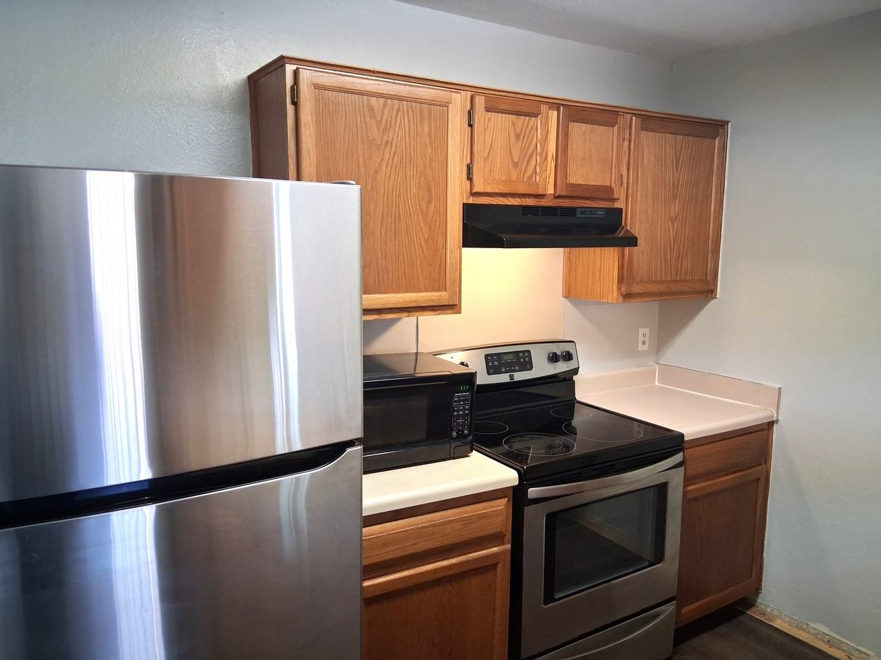 4914 Parkwood Dr #1 - Photo 4 of 13