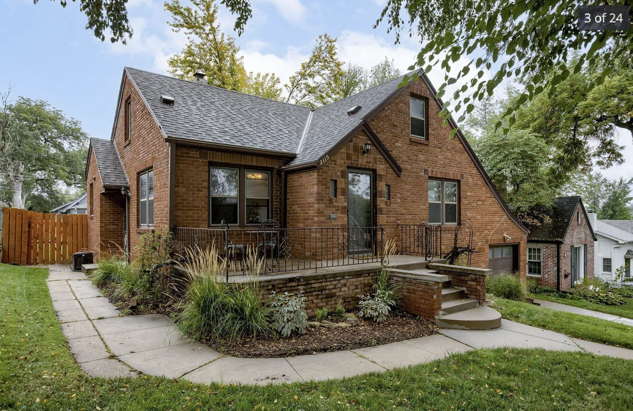 2115 S 61st St - Photo 2 of 10