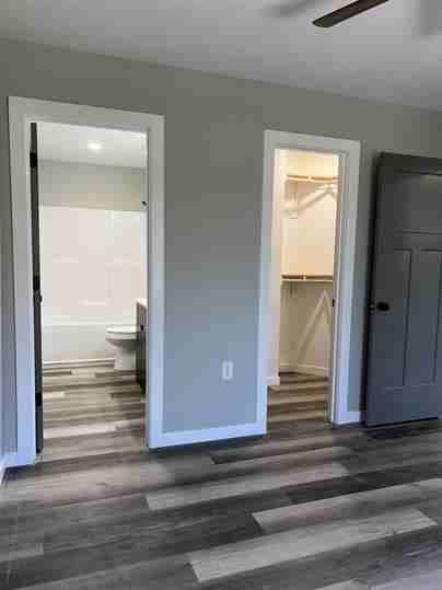 803 Broad St #B - Photo 4 of 15