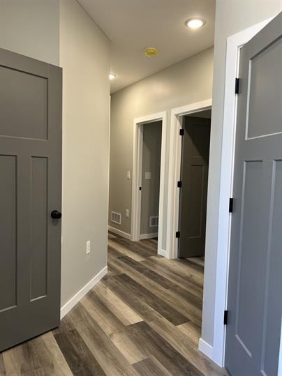 803 Broad St #B - Photo 6 of 15