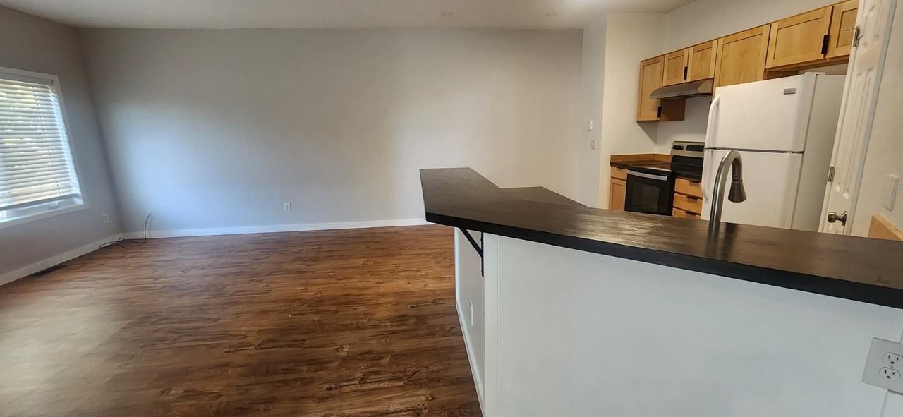 1111 Biehl Dr #B - Photo 5 of 17