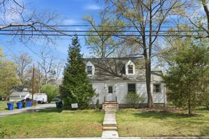 featured image of 7211 Dartmouth Ave #1