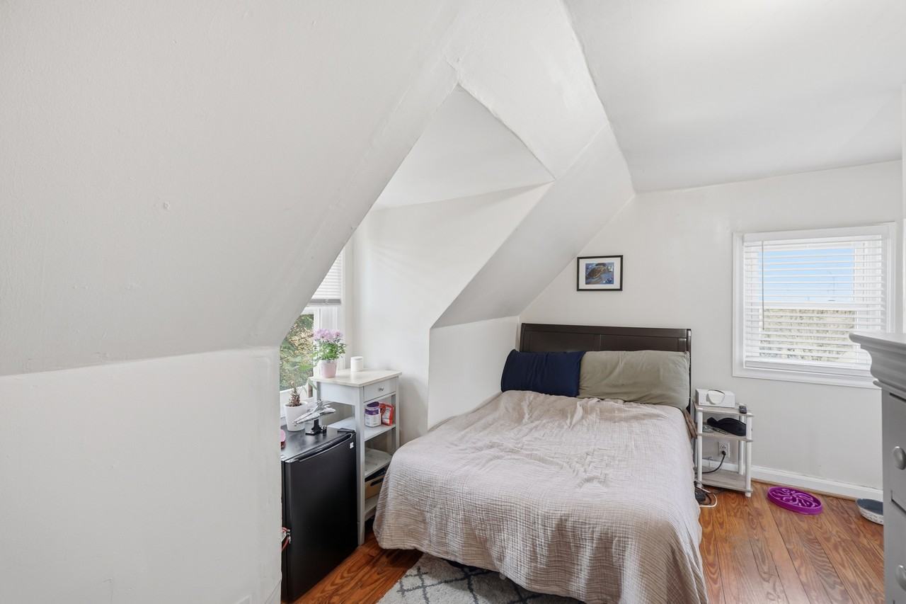 7211 Dartmouth Ave #1 - Photo 6 of 10