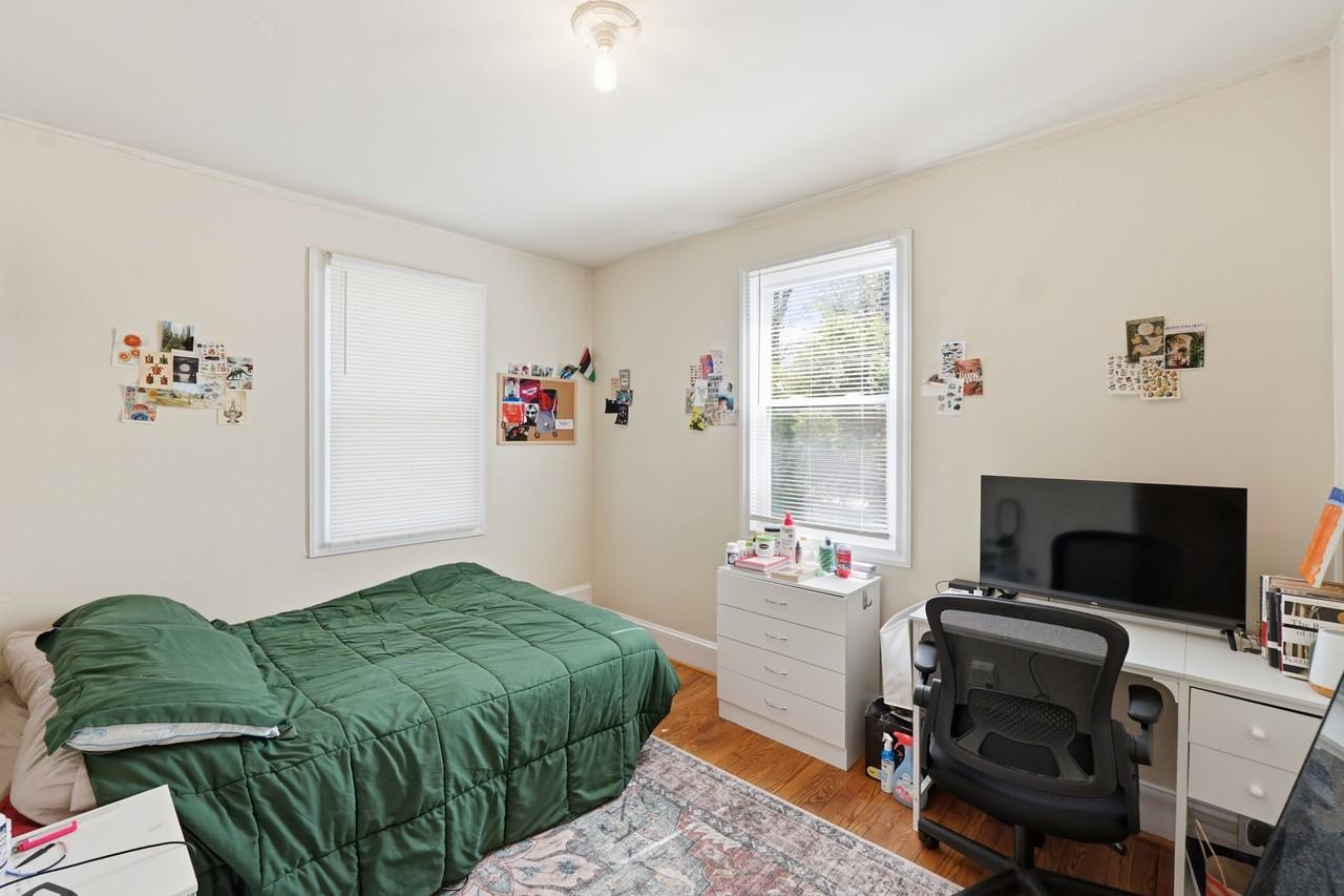 7211 Dartmouth Ave #1 - Photo 7 of 10