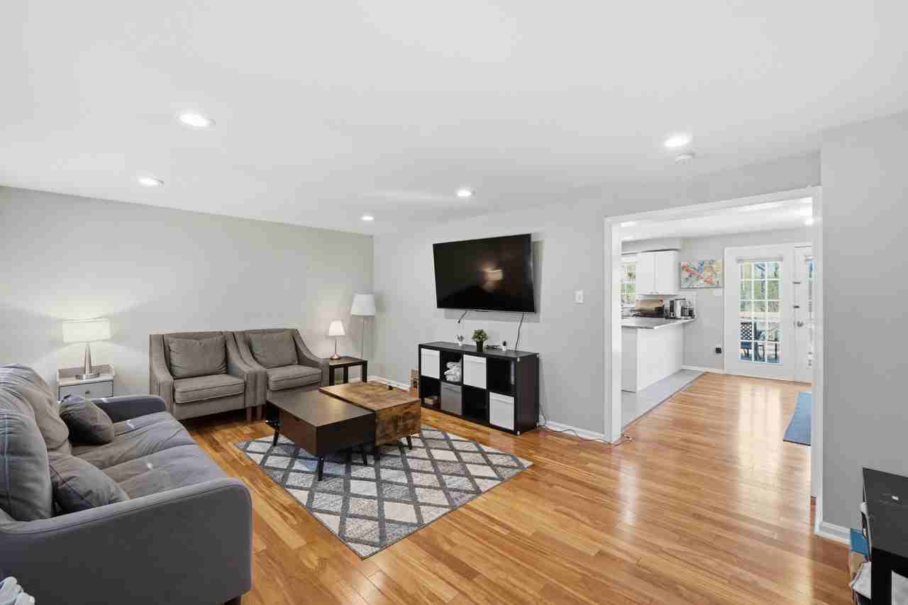 9008 Autoville Dr #1 - Photo 5 of 10