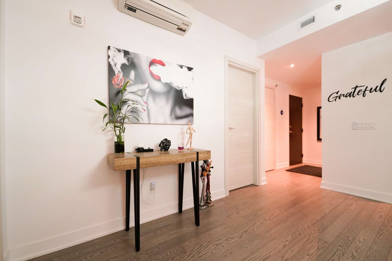 315 Rue Richmond #55555 - Photo 5 of 13