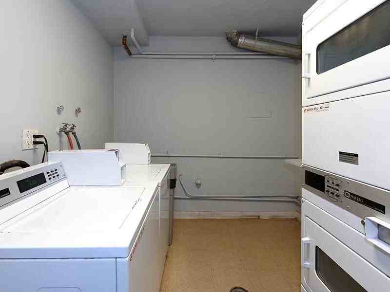 1731 Rogers Pl - Photo 3 of 25