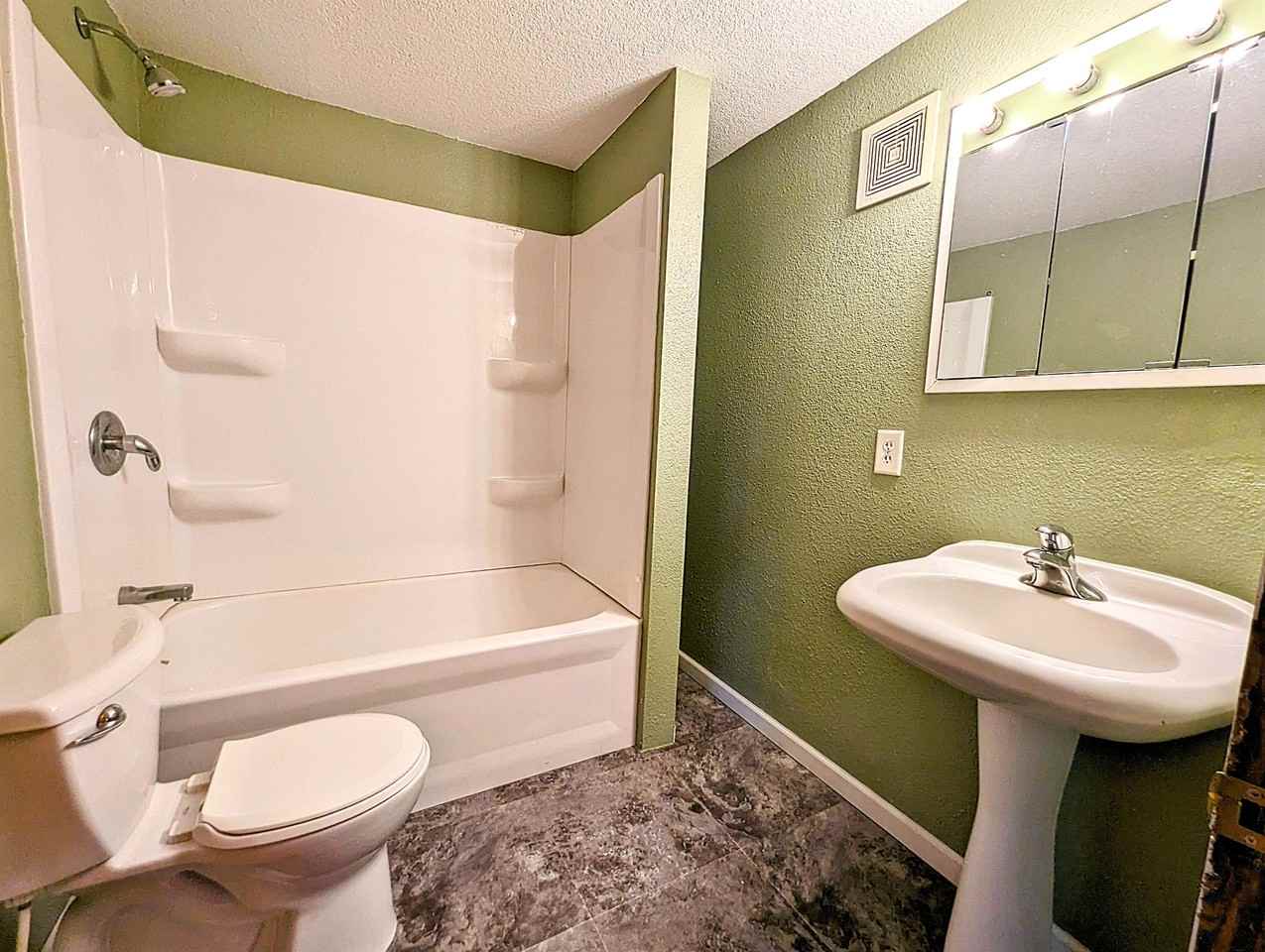 604 8th Ave #1 - Photo 6 of 19