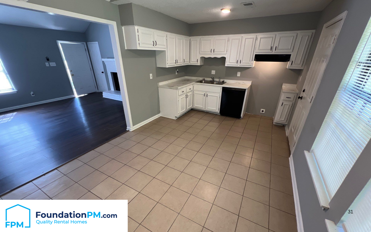 5138 Chantilly Dr #1 - Photo 4 of 15
