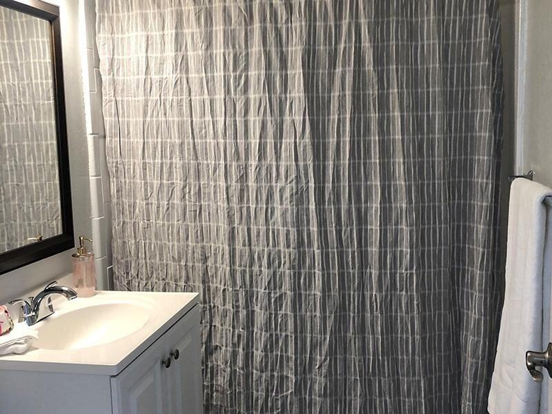 1881 Baker St - Photo 3 of 21