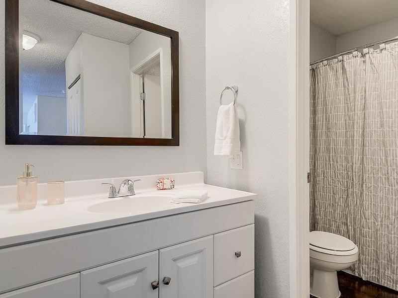 1881 Baker St - Photo 4 of 21