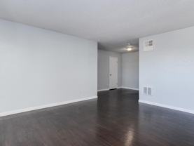 1881 Baker St - Photo 1 of 1