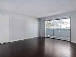 featured image of 1881 Baker St