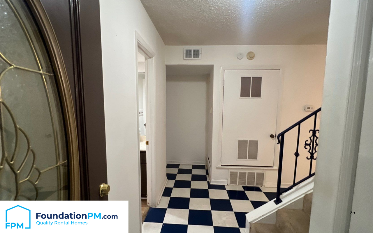 3661 Haughton Ln #1 - Photo 4 of 8