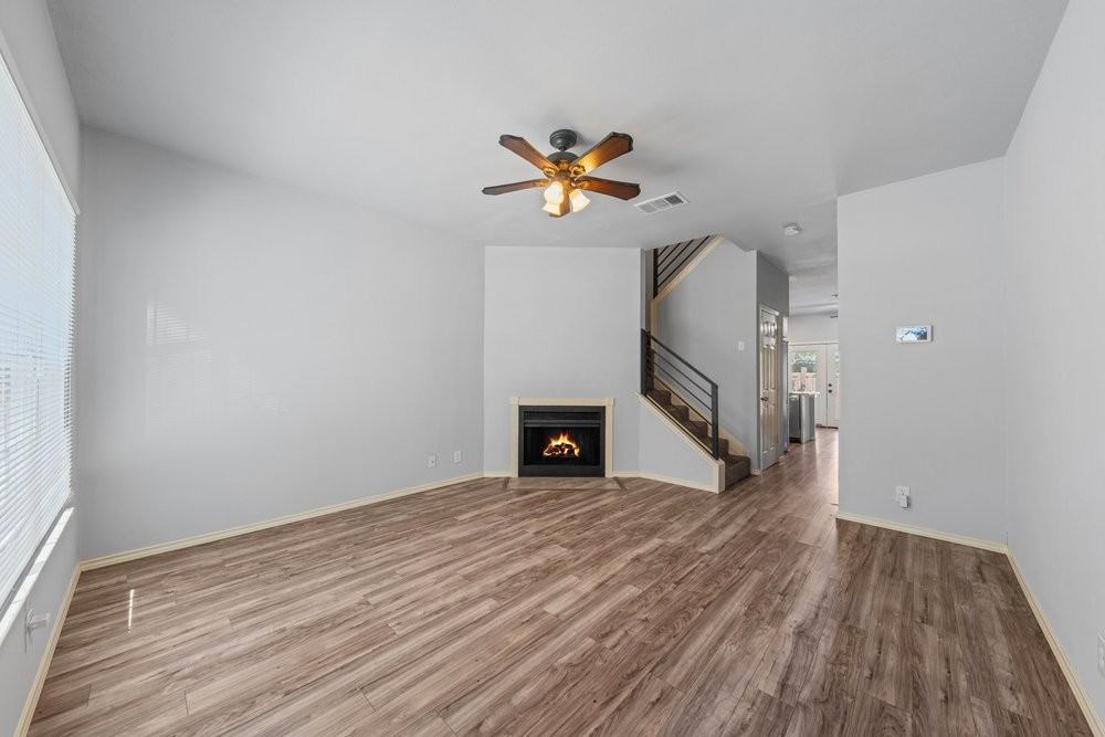 Grey Park Dr #1 - Photo 6 of 36