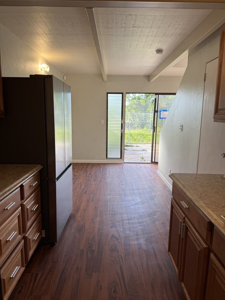 87-213 Helelua St #8 - Photo 2 of 9