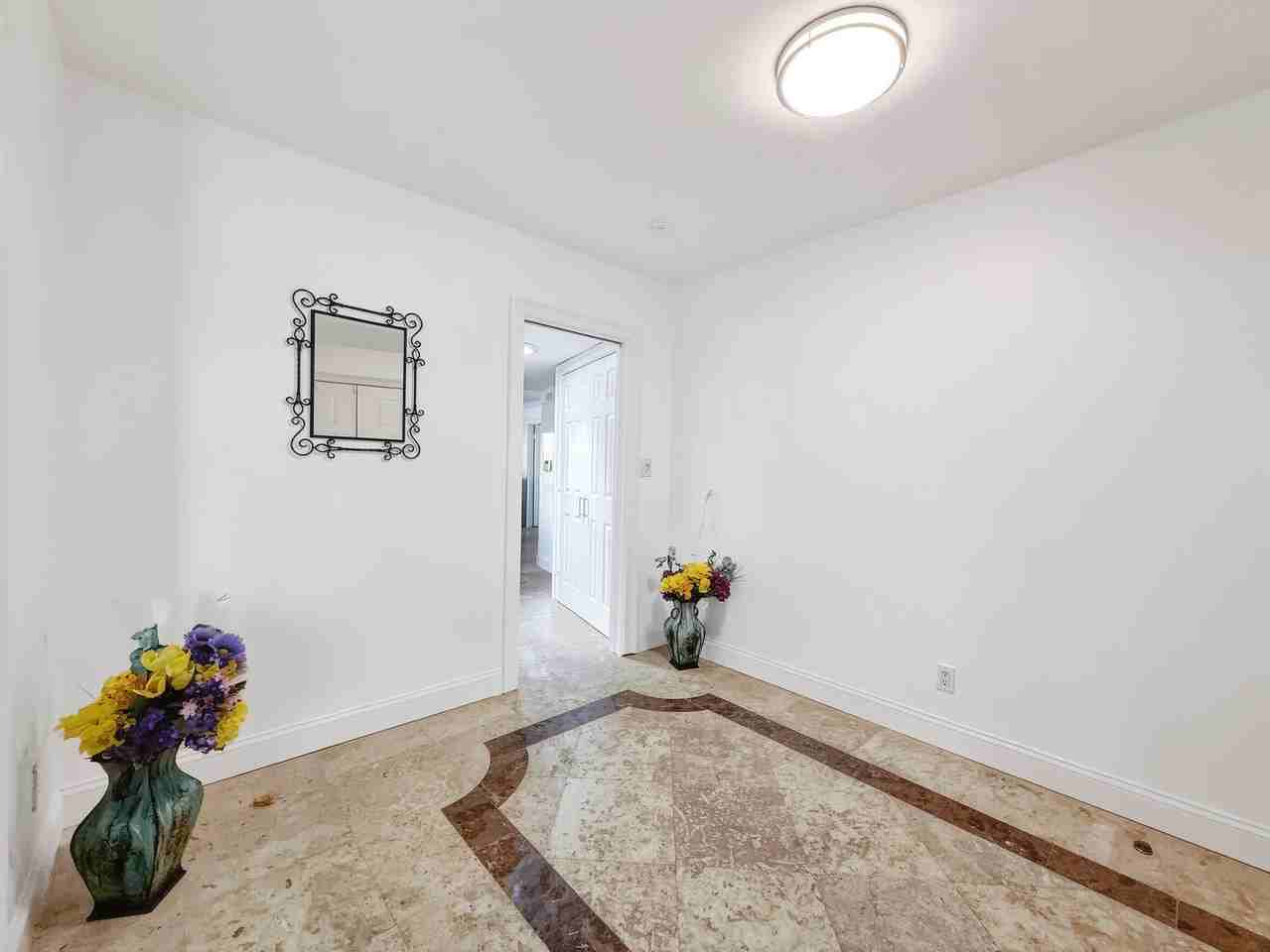 283 Forest Hills Blvd - Photo 3 of 49