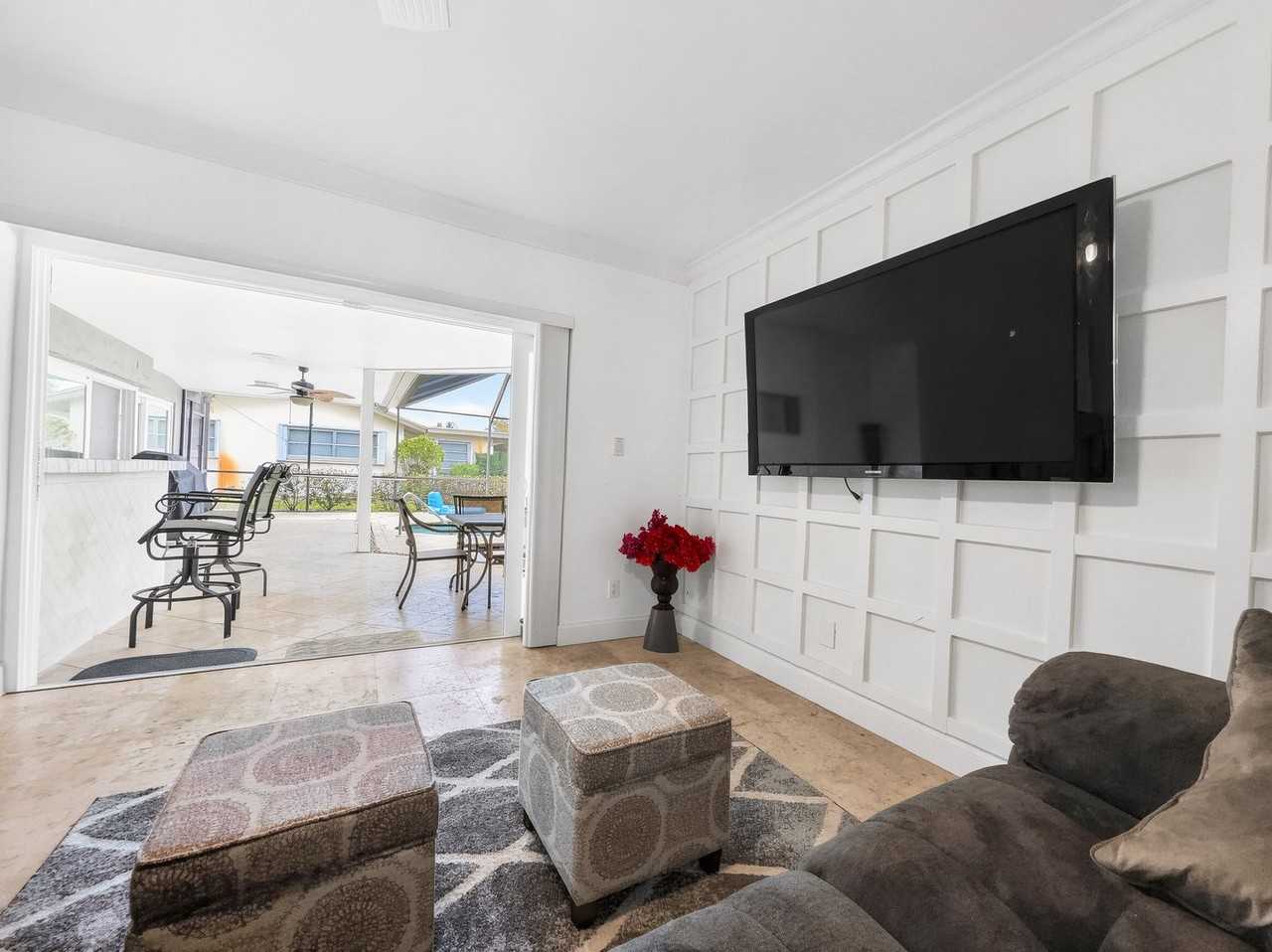 283 Forest Hills Blvd - Photo 6 of 49