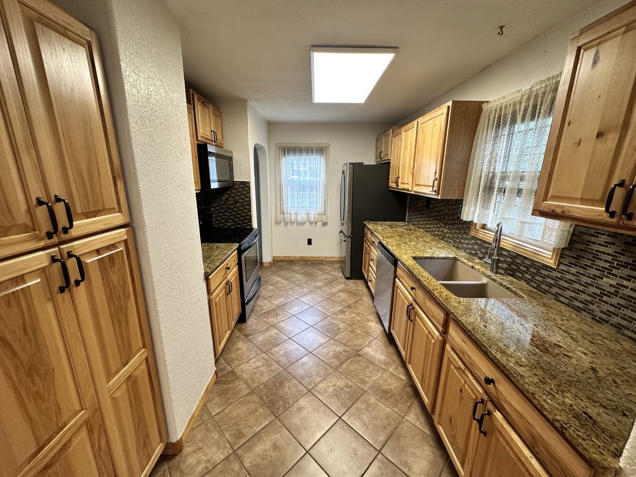 523 6th Ave #1 - Photo 6 of 13