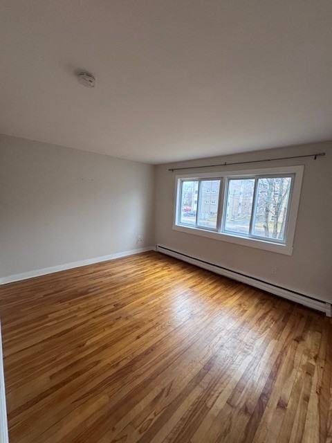 95 Evans Ave #4 - Photo 4 of 19