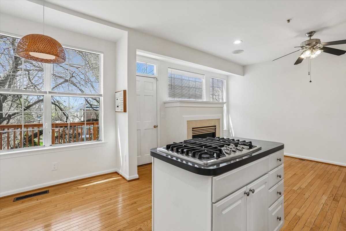 14104 Parker Farm Way #X - Photo 4 of 20