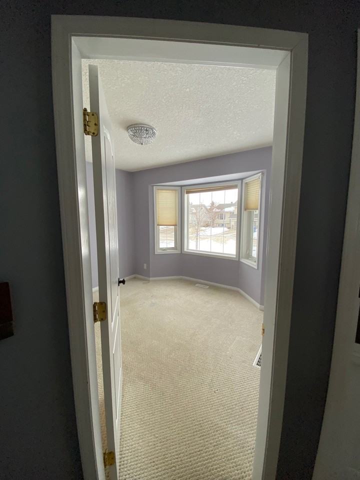 9007 111 Ave #9007 - Photo 3 of 11