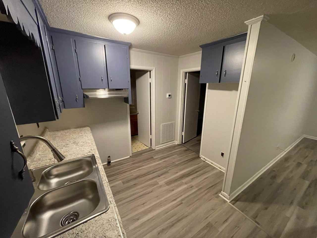 326 Helen St #326 - Photo 4 of 11