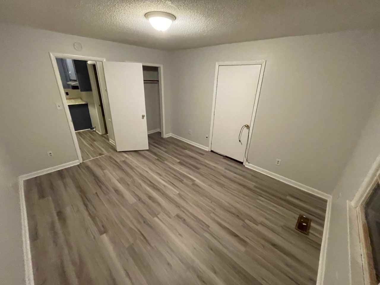 326 Helen St #326 - Photo 7 of 11