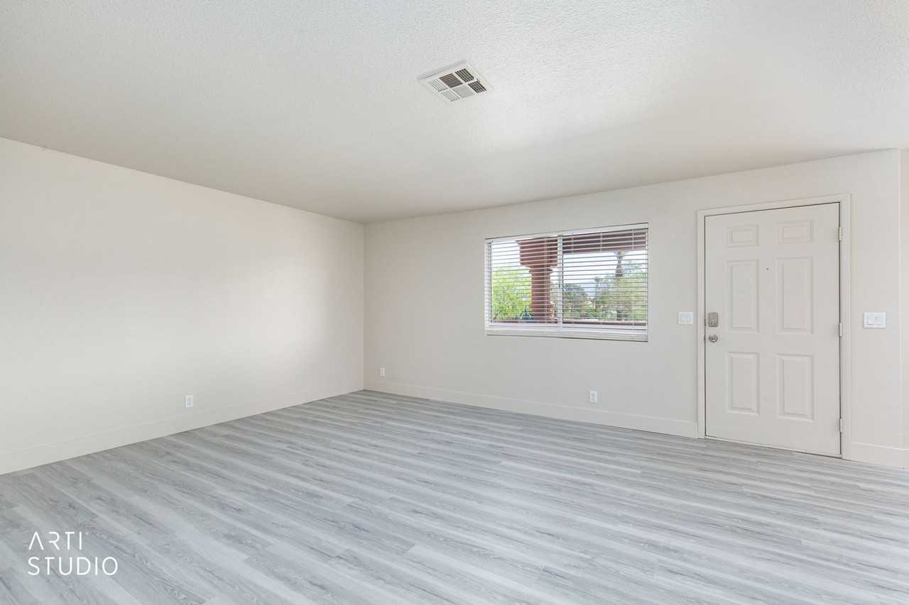 895 Mesquite Springs Dr #201 - Photo 6 of 23