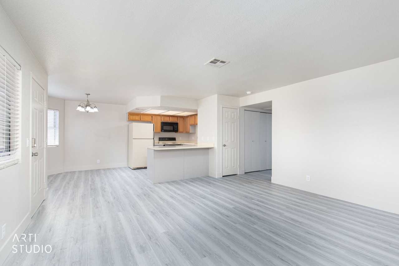 895 Mesquite Springs Dr #201 - Photo 7 of 23