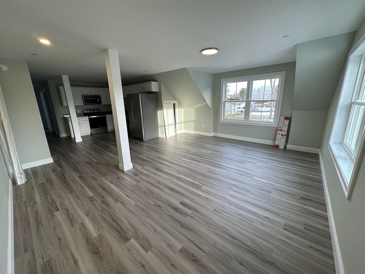 7 Twin Falls DriveApartment 3 #3 - Photo 2 of 14