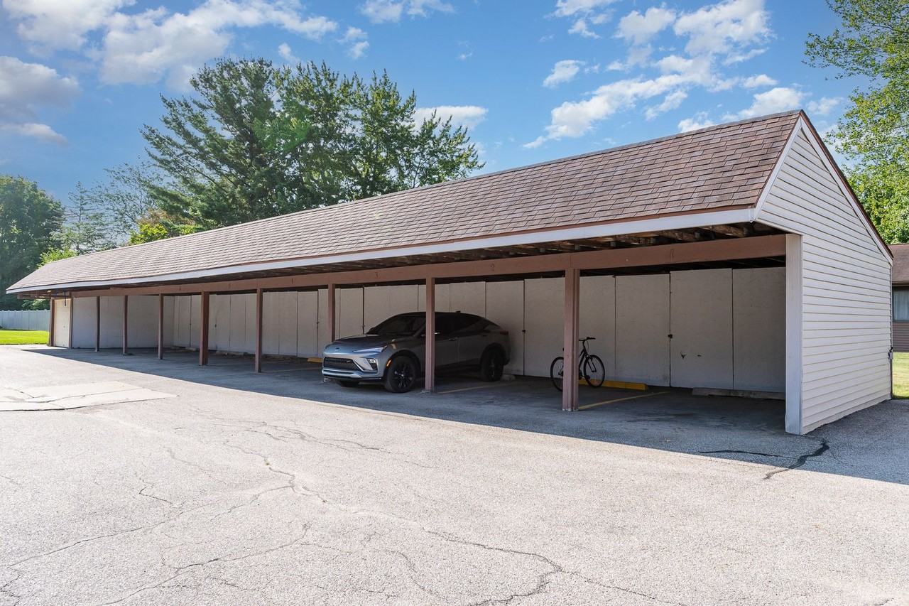 6215 Normandy Drive - Photo 3 of 12