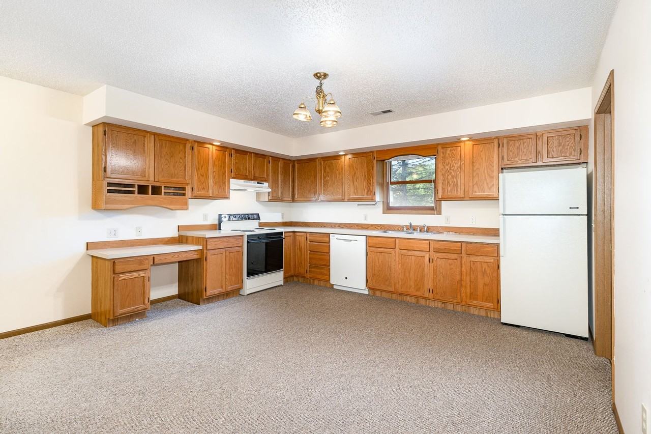 6215 Normandy Drive - Photo 4 of 12