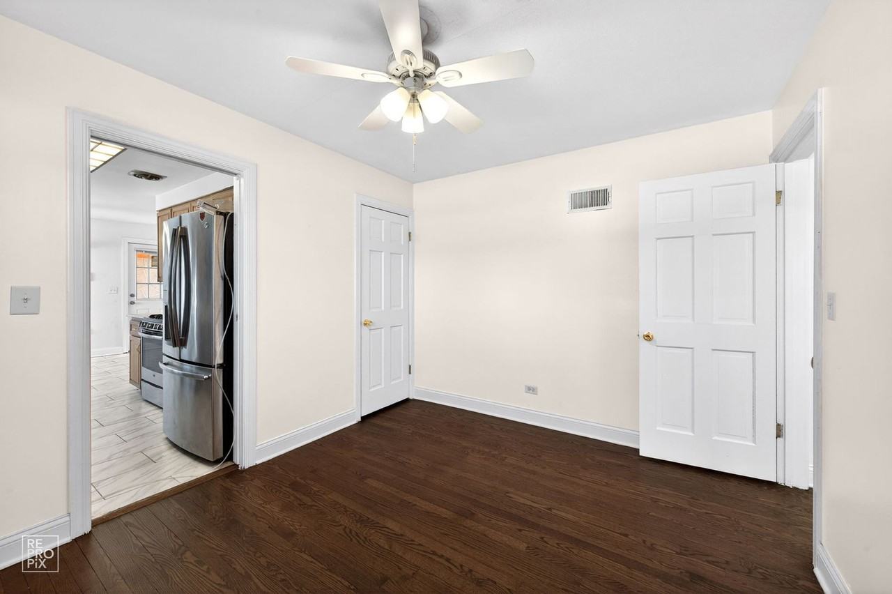 304 E Golf Rd - Photo 5 of 14