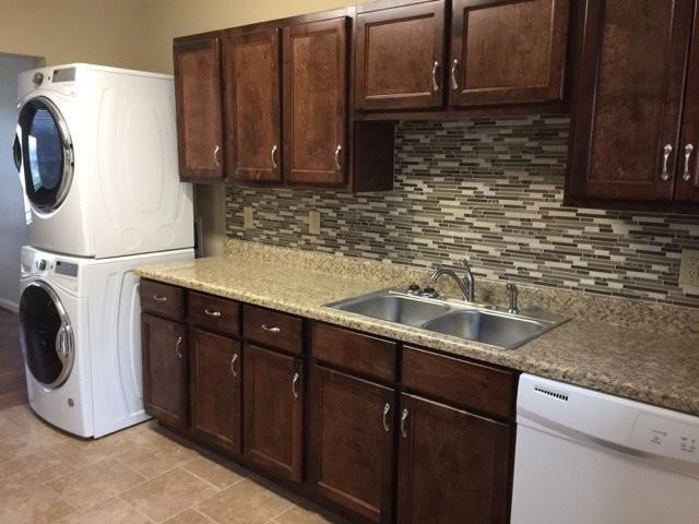 200 W. McMillian Street - Photo 3 of 15