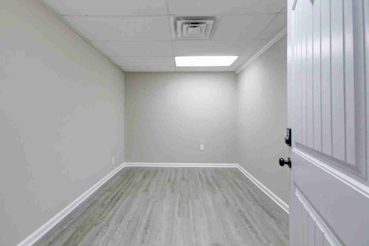 1017 S Riverside Dr #226 - Photo 4 of 5