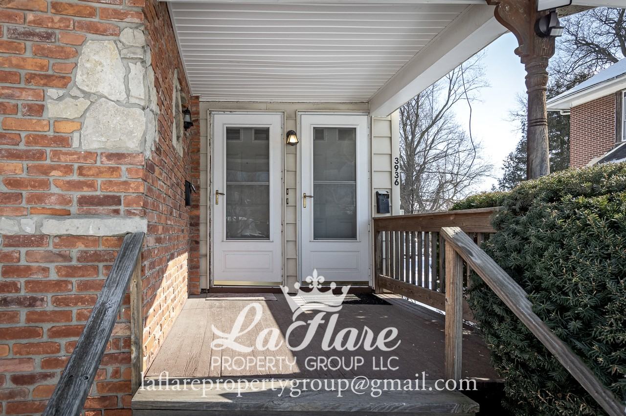 3936 Lockwood Ave #2 - Photo 2 of 13