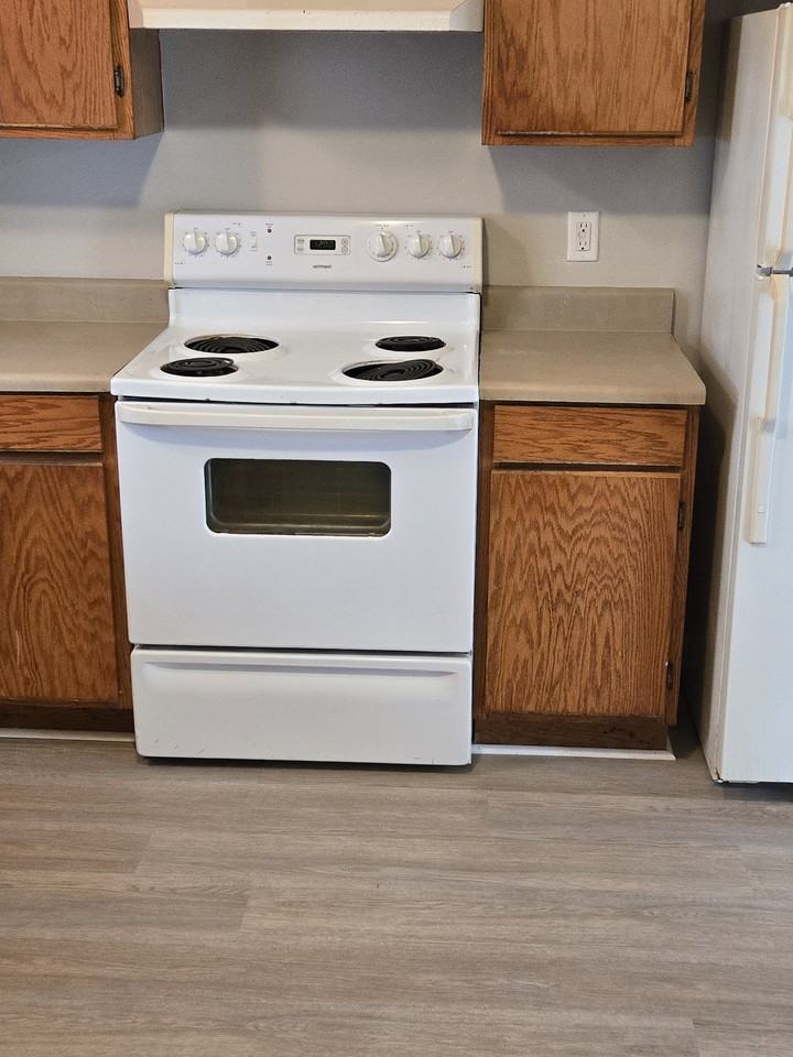 812 Royal St #B - Photo 7 of 10
