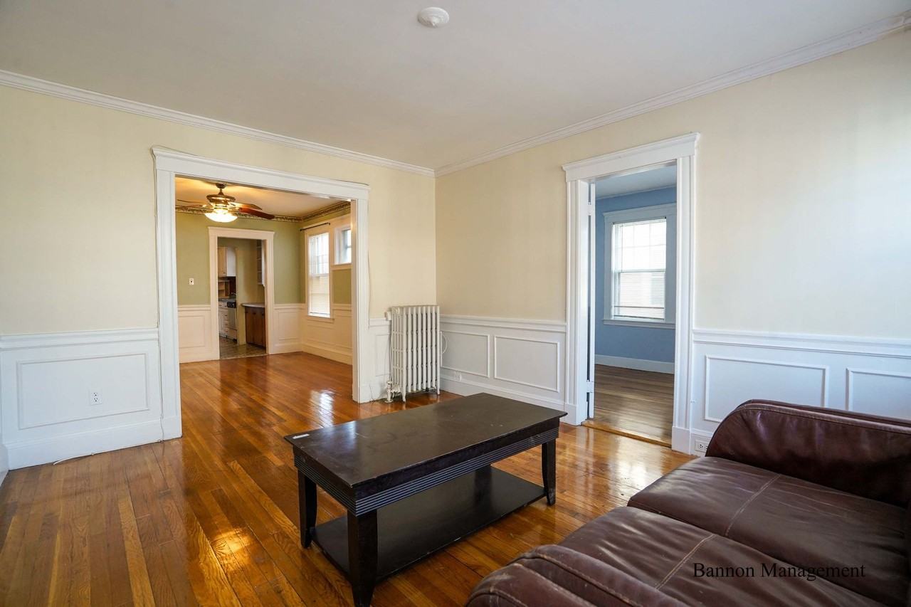 81 Beechcroft St - Photo 2 of 14