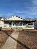 featured image of 233 Cambridge Ave E #1