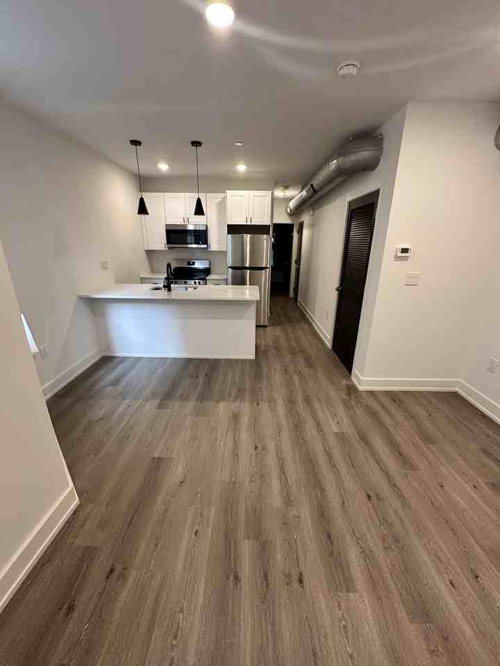 5710 5710 Chestnut Street1st floor #1 - Photo 2 of 17