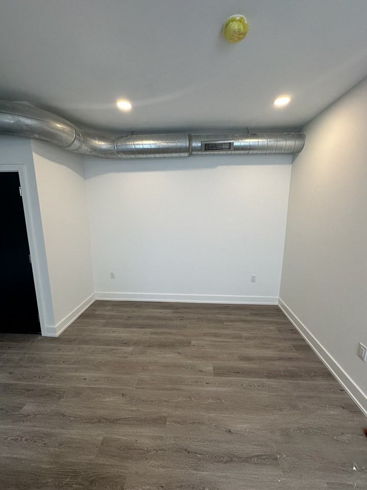 5710 5710 Chestnut Street1st floor #1 - Photo 4 of 17