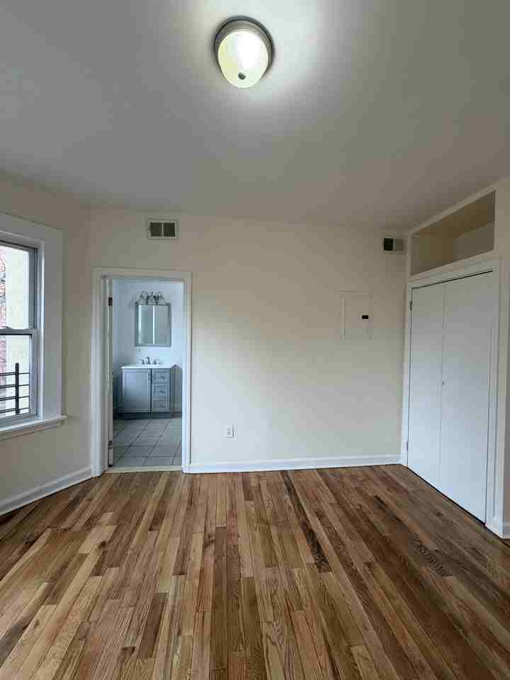 58 South 13th Street - 2Apt 2 #2 - Photo 5 of 11