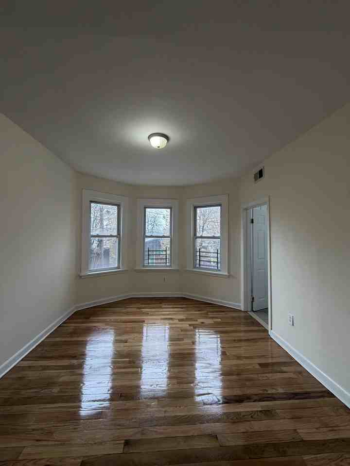 58 South 13th Street - 2Apt 2 #2 - Photo 6 of 11