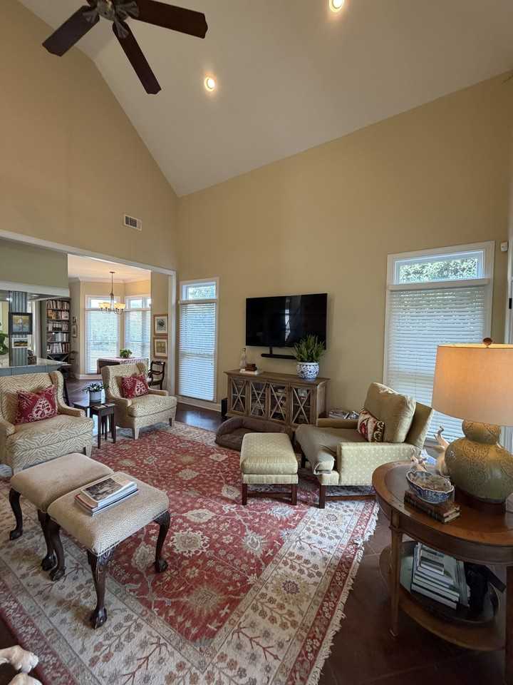 424 Northpointe Lake Dr #1 - Photo 7 of 17