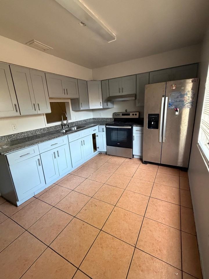 101 Red Cedar Dr - Photo 6 of 19