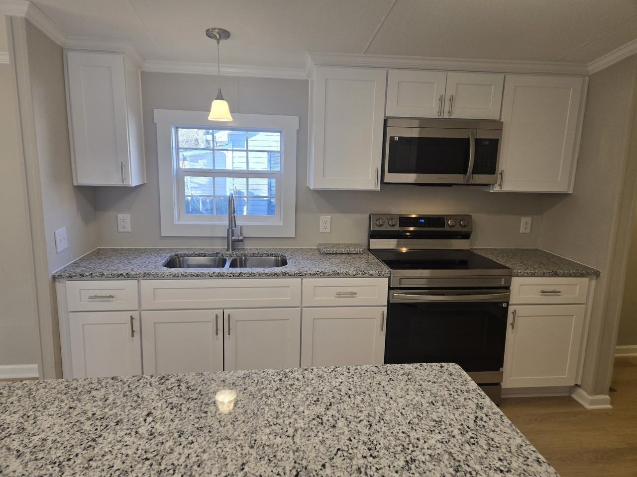 223 E Park Ave #1 - Photo 5 of 23