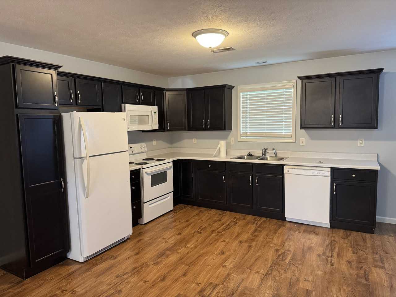 180 Wildrose Ln #A - Photo 7 of 20