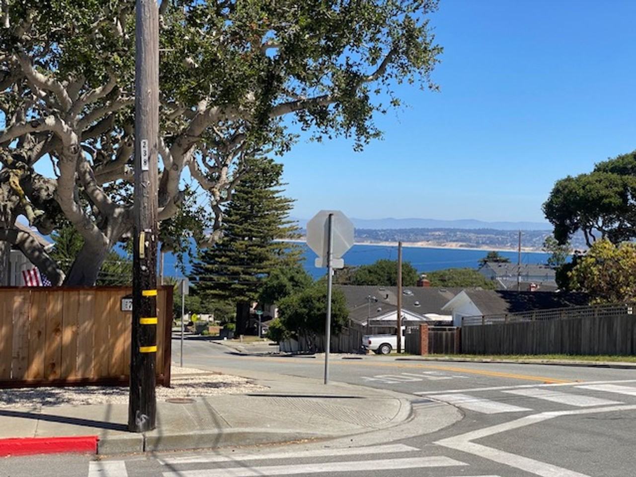 701 Pine St - Photo 2 of 34